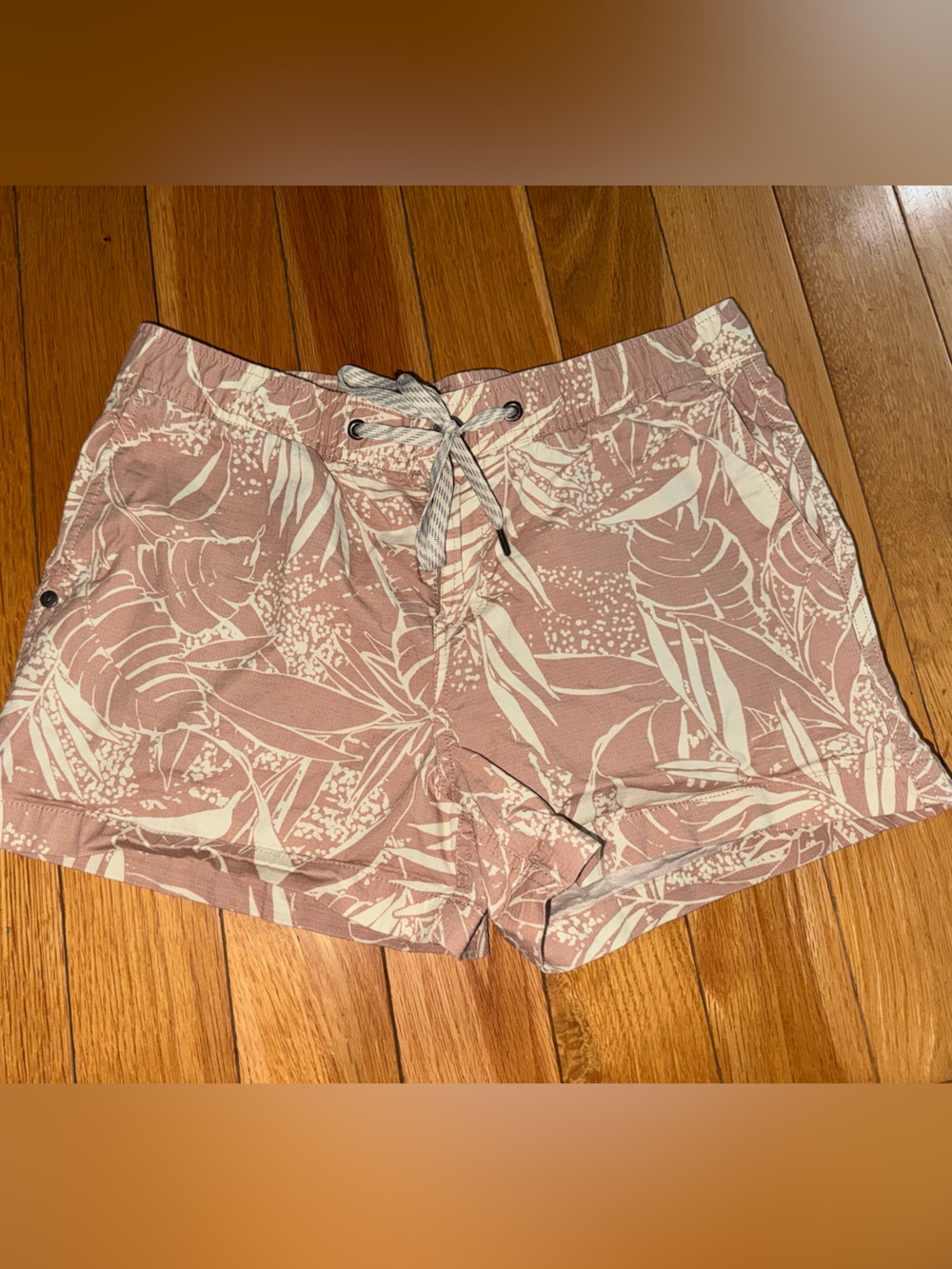 Vuori Ripstop Short leaf print M